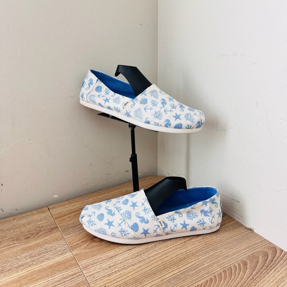 TOMS Blue And White Coastal Alpargatas Women’s Size 8